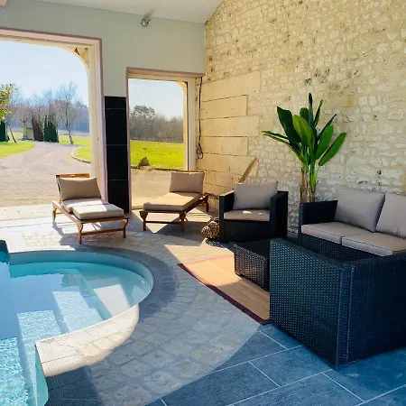 Luxury Chateau France - Pool * Jonzac